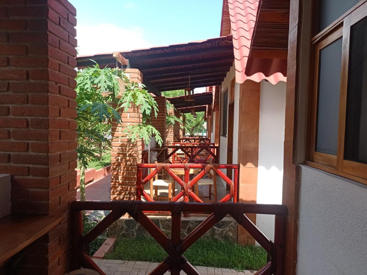 Bungalows Y Cabanas, Las Barracas De La Barra Malucano Esterno foto
